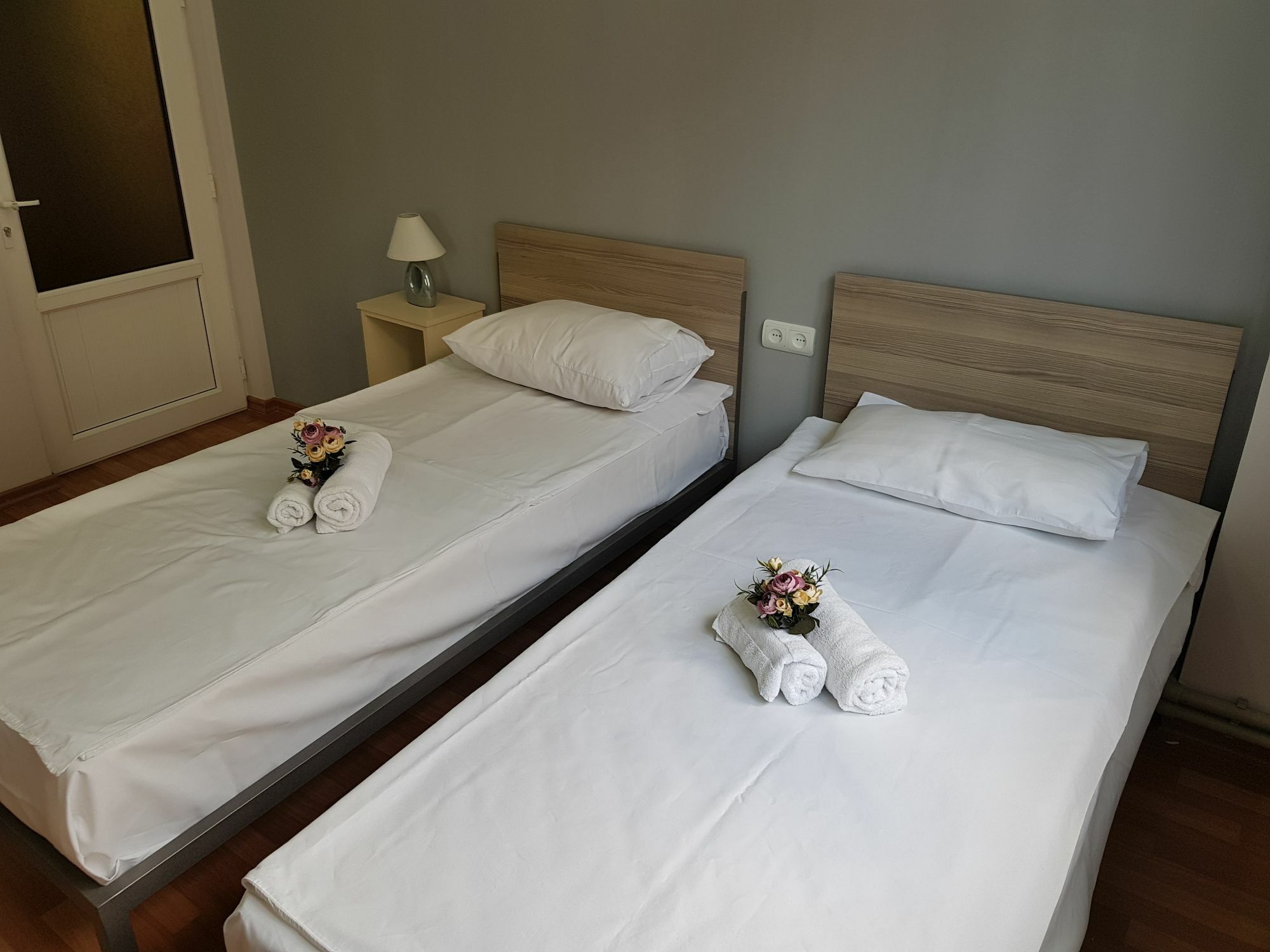 Welcome Friends Hostel Ереван Экстерьер фото