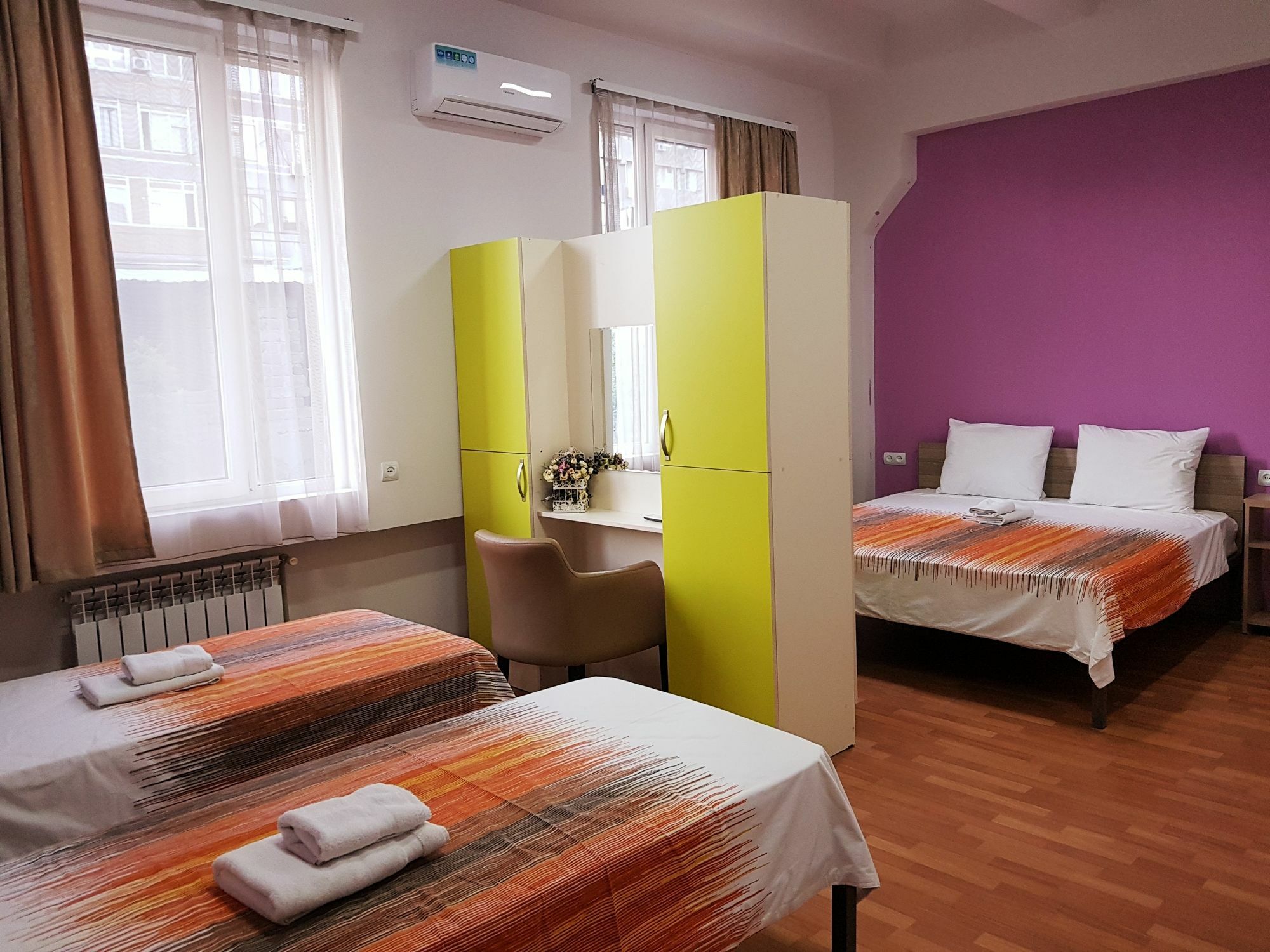 Welcome Friends Hostel Ереван Экстерьер фото