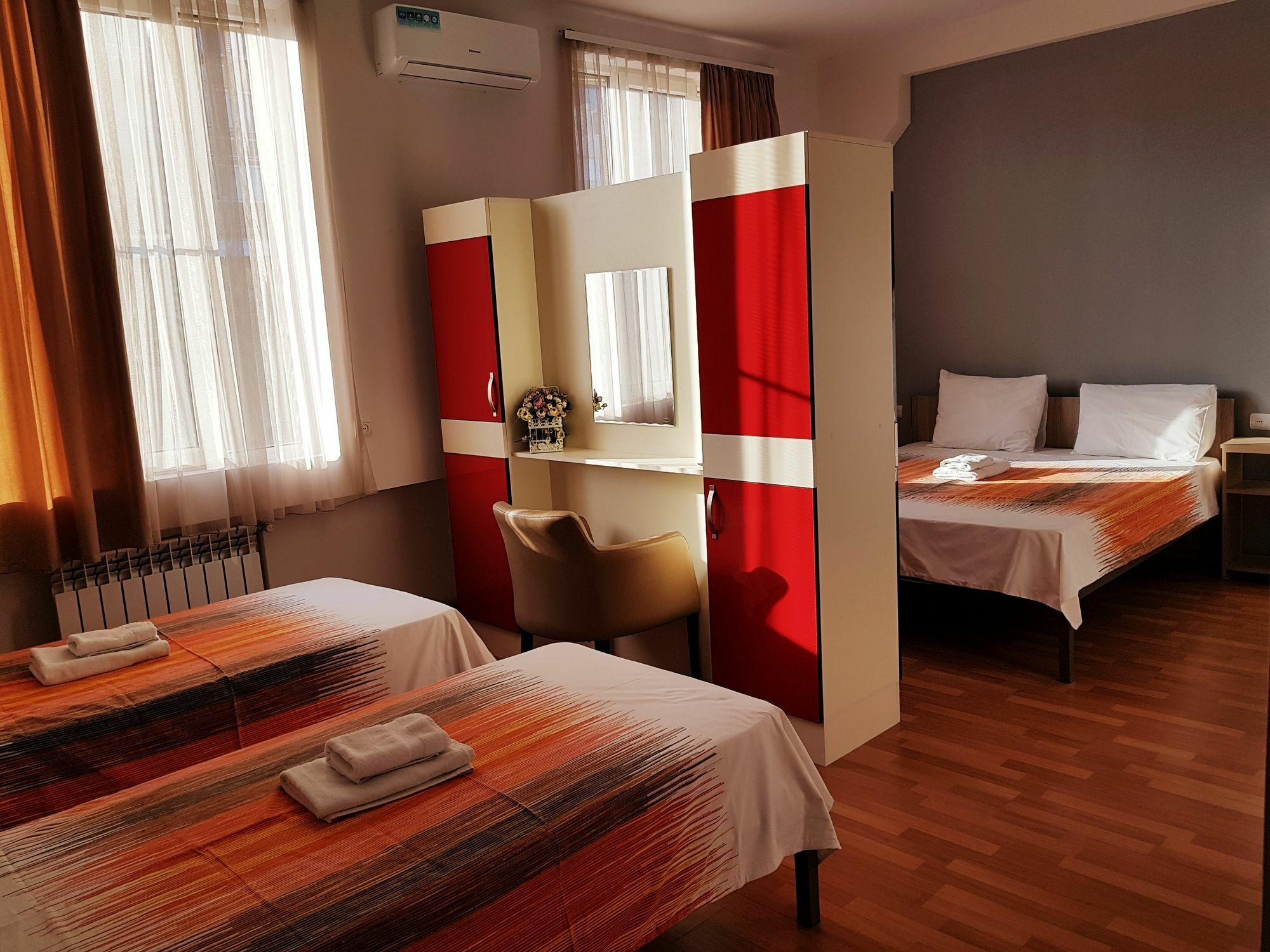 Welcome Friends Hostel Ереван Экстерьер фото